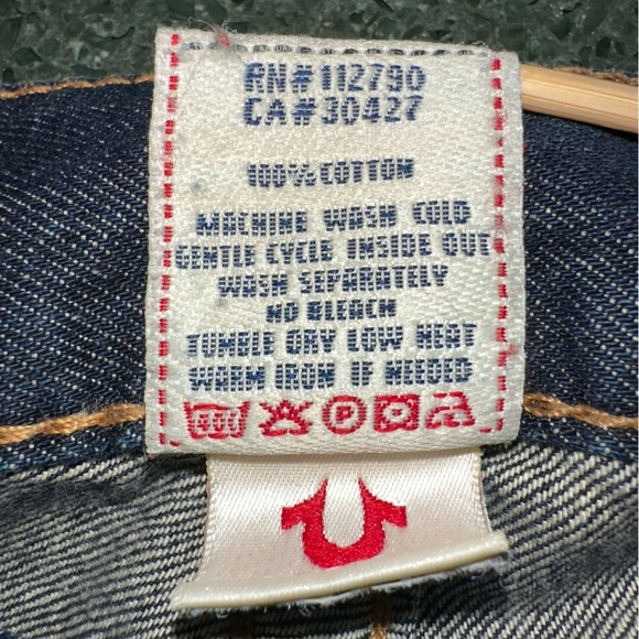 True Religion Becky Bootcut Jeans Dark Wash Size 32 USA - Picture 9 of 13